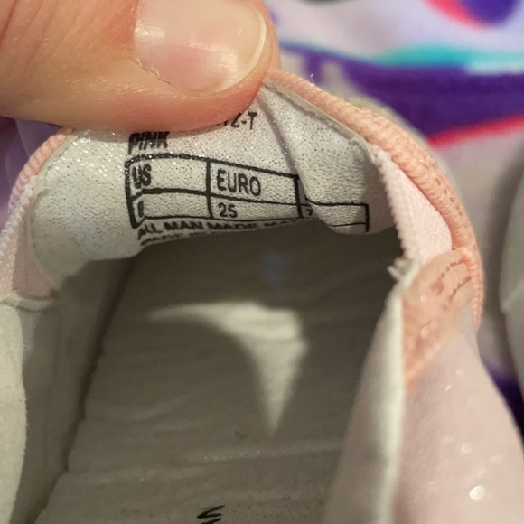 Stuart Weitzman toddler girl slip on sneakers - Picture 7 of 7